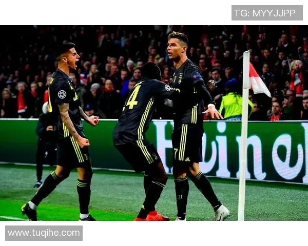 12月尤文图斯与巴塞罗那激战成和比分揭晓精彩瞬间回顾