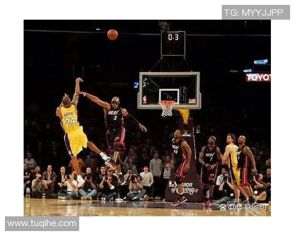 2006年科比在季后赛对决小牛队的精彩表现与历史意义解析